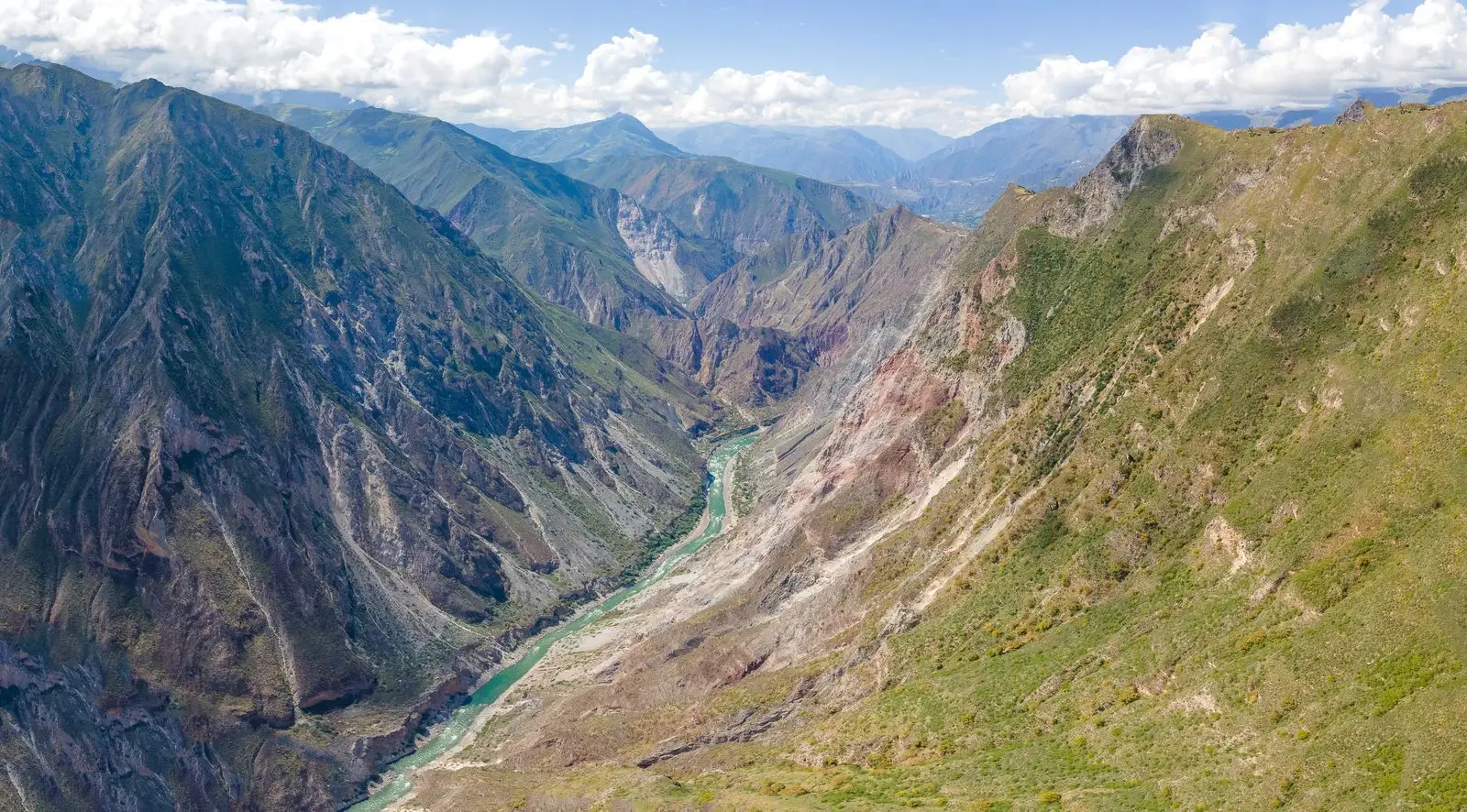 The Apurímac River winding through a deep green canyon near Curahuasi